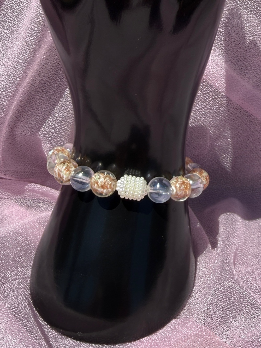 Glow in the Dark Gold Foil Luminous Clear Crystal Bead Bracelet - Picture 5 of 8